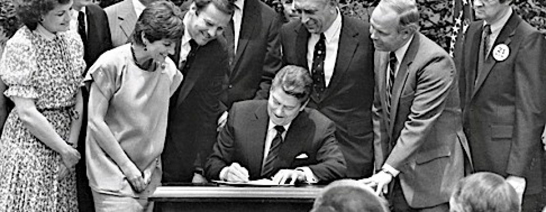 Reagan-Signing-21-Law